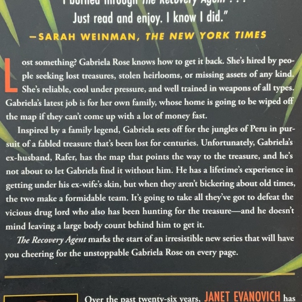 Janet Evanovich Book - Picture 6 of 8